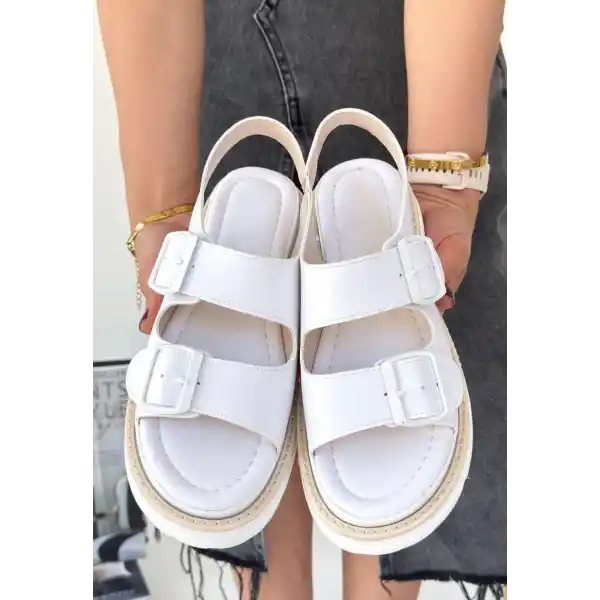 Milta Beyaz Cilt Sandalet