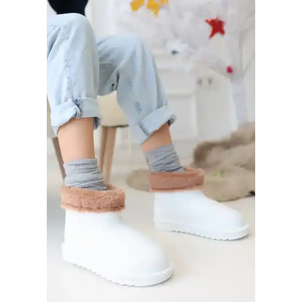 Mordi Beyaz Oval Burunlu Su Geçirmez İçi Kürklü  Bot