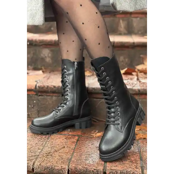 Nabah Siyah Cilt Bağcıklı Bot