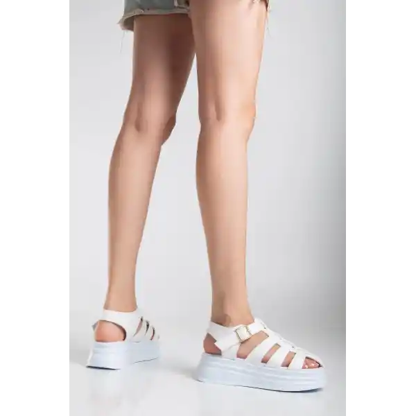 Toten Beyaz Cilt Kemerli Sandalet