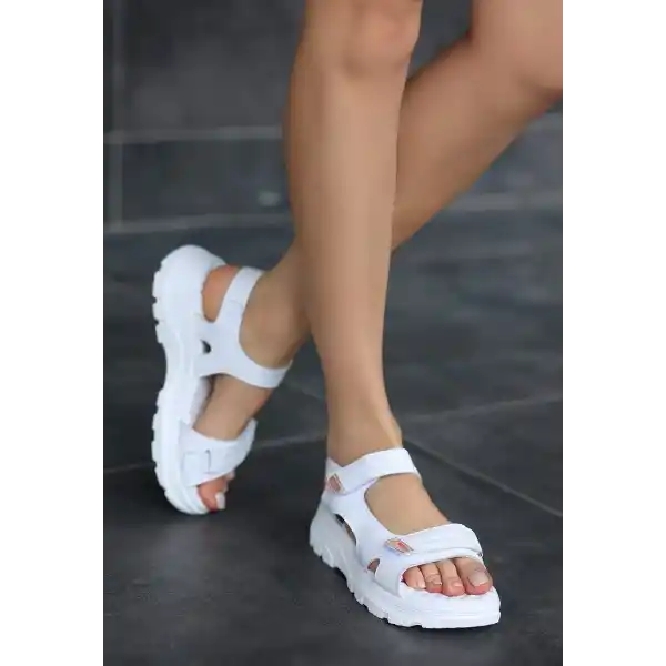 Trita Beyaz Cilt Cırt Cırtlı Sandalet