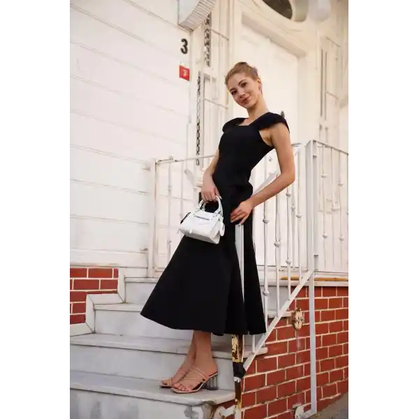 U yaka prenses elbise siyah s255101