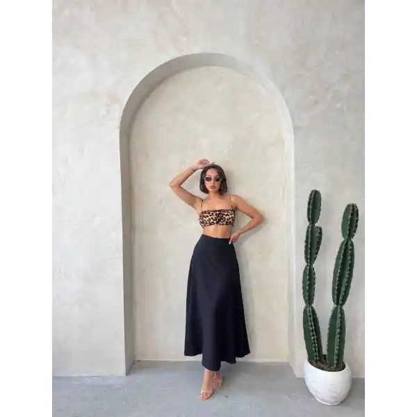 Uzun astarlı etek s255043