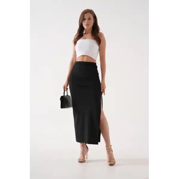 Uzun yırtmaçlı ince kumaş etek siyah