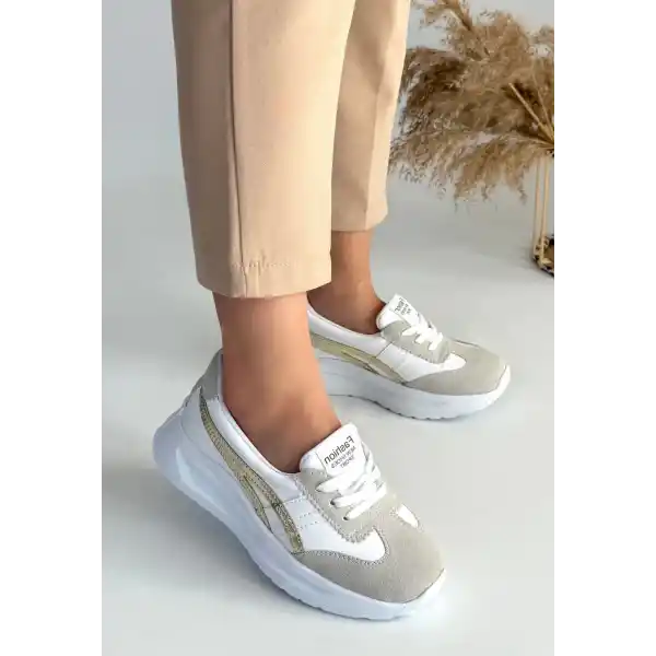 Zitta Beyaz Cilt Gold Detaylı Spor Ayakkabı