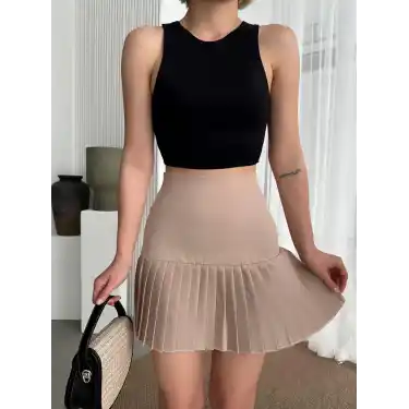 Altı pliseli mini etek