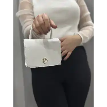 Beyaz cilt krash çanta