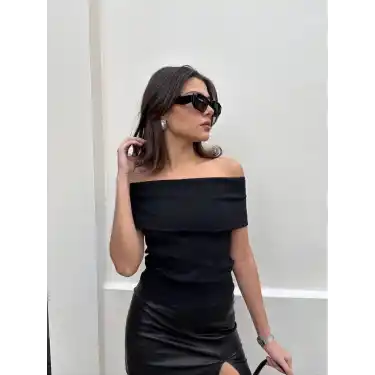 Madonna yaka sıfır kol bluz