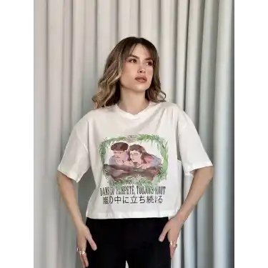 Oversize Beyaz baskılı crop tişört