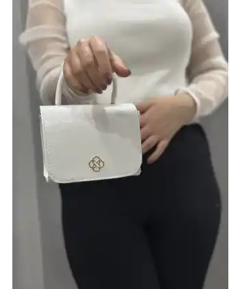 Beyaz cilt krash çanta
