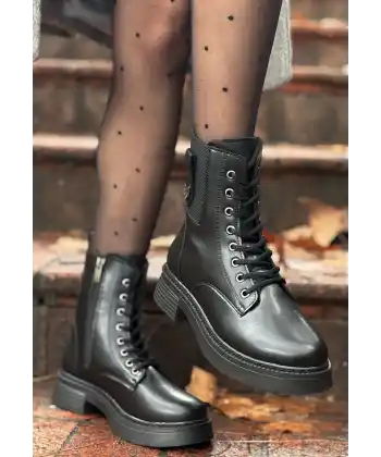 Ceprin Siyah Cilt Bağcıklı Bot