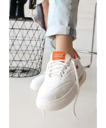 Chris Beyaz Cilt Turuncu Detaylı Bağcıklı Spor Ayakkabı