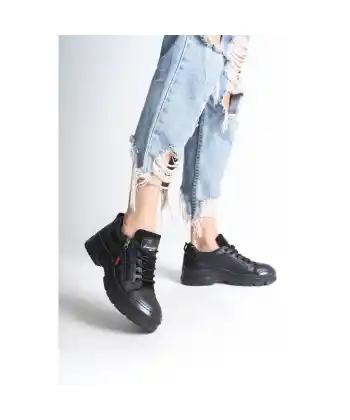 Elwa Siyah Cilt Bağcıklı Spor Ayakkabı