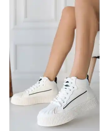 Estim Beyaz Cilt Siyah Detaylı Bağcıklı Spor Ayakkabı