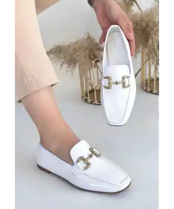 Guart Beyaz Rugan Babet Ayakkabı