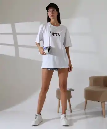 Kaplan nakış işlemeli Oversize tişört