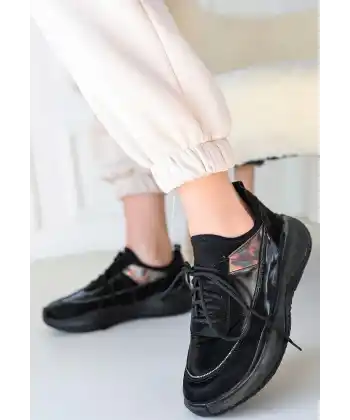 Nadio Siyah Rugan Siyah Tabanlı Bağcıklı Spor Ayakkabı