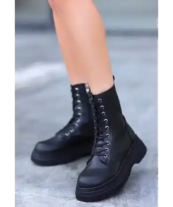 Roxan Siyah Cilt Bağcıklı Bot