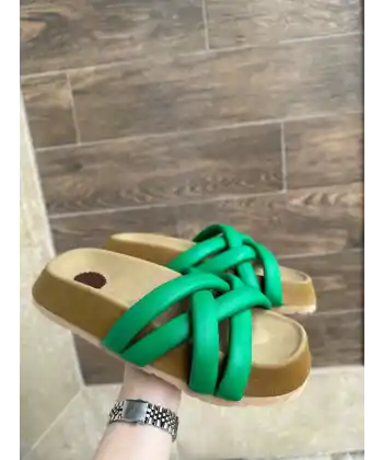 Tenda Yeşil Cilt Terlik