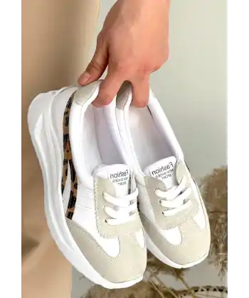 Zitta Beyaz Cilt Leopar Detaylı Spor Ayakkabı