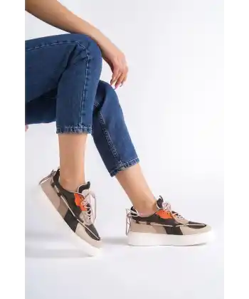 Zoes Nude Süet Yeşil Detaylı Bağcıklı Spor Ayakkabı