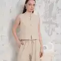 Broşlu yelek pantolon takım bej s255821