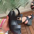 Gitay Siyah Cilt Dolgu Topuk Sandalet
