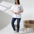 Kiraz işlemeli tişört