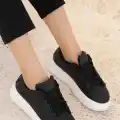 Nommi Siyah Cilt Bağcıklı Spor Ayakkabı