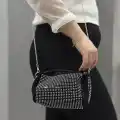 Taşlı siyah cilt çanta