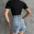 Üçlü kalp nakışlı bluz