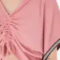 V yaka büzgülü detaylı bluz