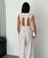 Sırt dekolteli keten beyaz tulum S1036