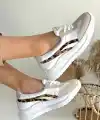 Zitta Beyaz Cilt Leopar Detaylı Spor Ayakkabı
