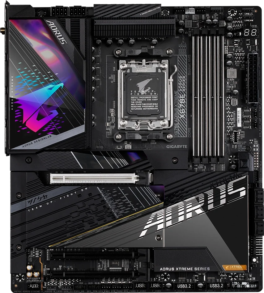 X670E AORUS XTREME ürün görünümü