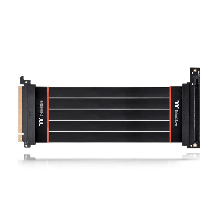 TT Premium PCIe 4.0 x16 ürün detay görünümü