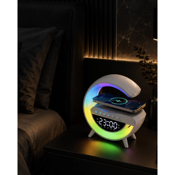 Kablosuz RGB Bluetooth Hoparlör USB FM ve AUX Destekli Taşınabilir Ses Sistemi