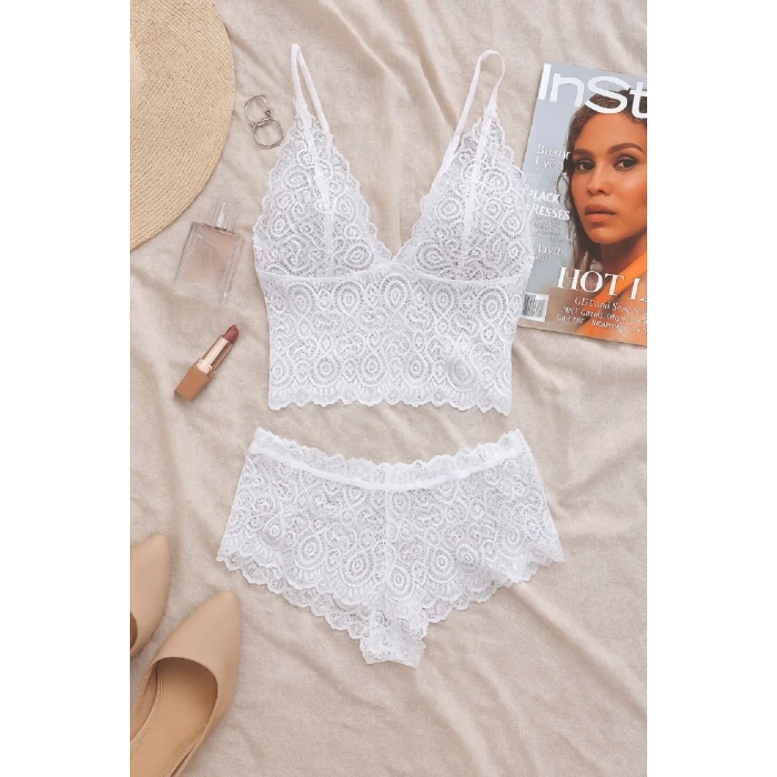 Kadın Beyaz Dantel Bralet Şort Takımı – Romantik ve Zarif İç Giyim