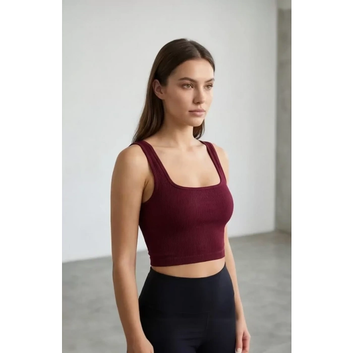 Kadın Bordo Kalın Askılı Crop Top Büstiyer – Modern ve Şık Tasarım
