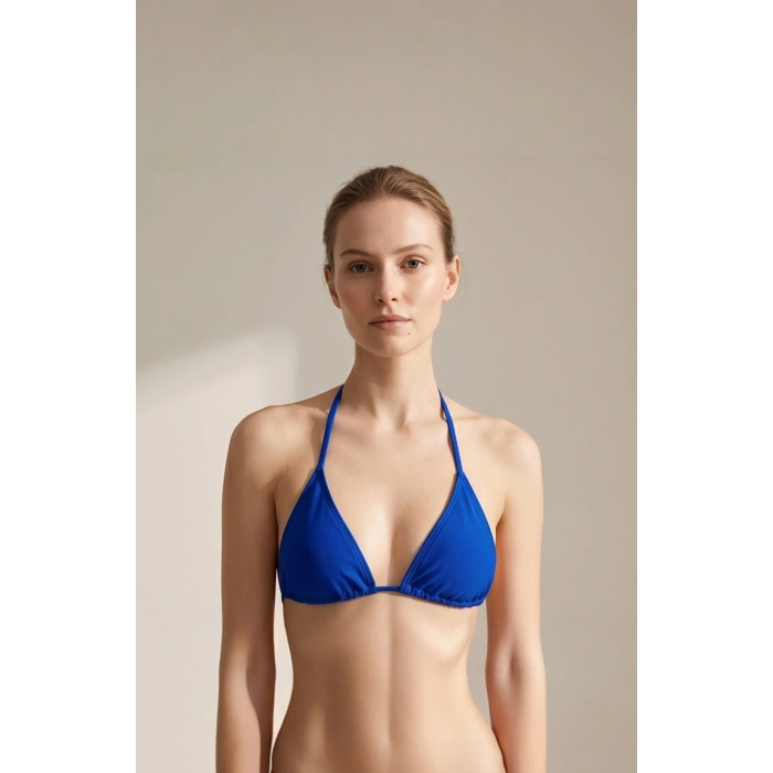 Kadın Leopar Desenli ve Mavi Minimal Kesim Üçgen Bikini Üstü – Modern ve Şık Tasarım
