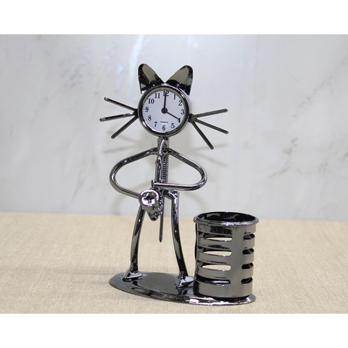 Metal Saksafon Çalan Müzisyen Kedi Saat Ve Kalemlik