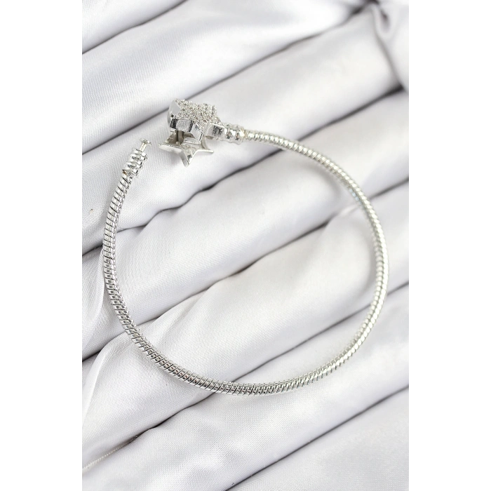 Pirinç Charm Zirkon Taşlı Yıldız Model Gümüş Renk Kadın Bileklik 5886