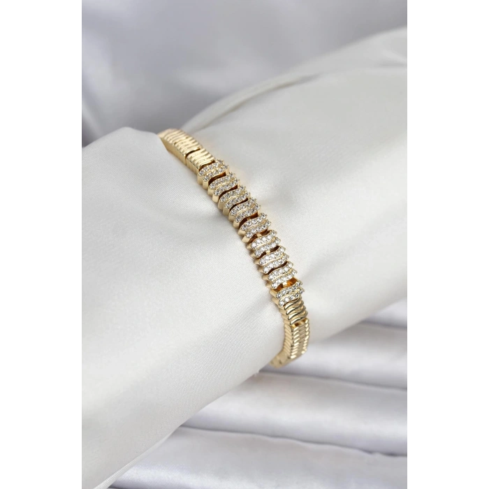 Pirinç Gold Renk Zirkon Taşlı Kadın Bileklik 5886