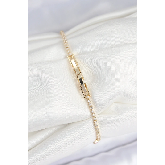 Pirinç Zirkon Taşlı Kare Model Gold Renk Kadın Bilekilk 5886