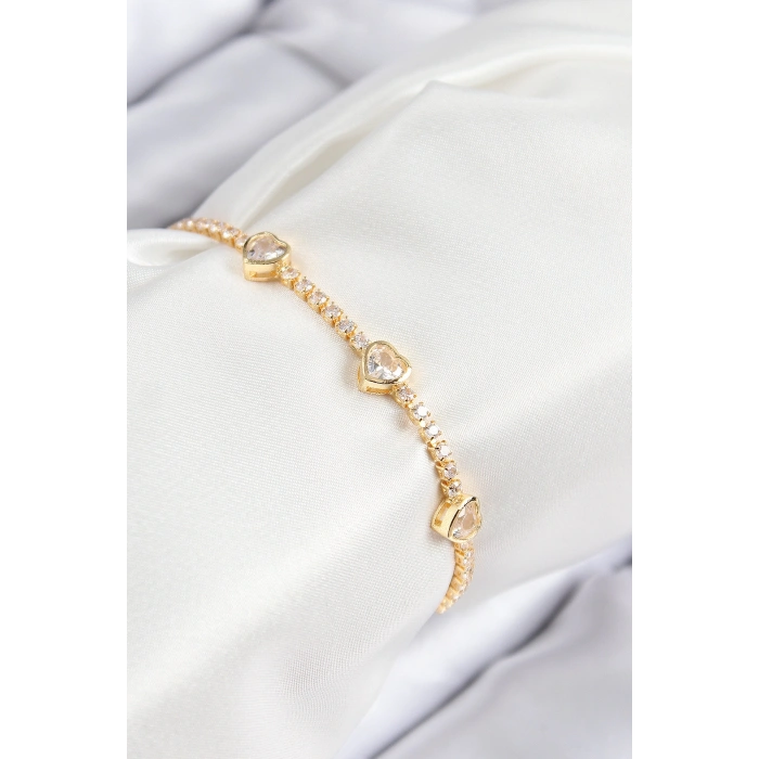 Pirinç Zirkon Taşlı Sıralı Kalp Model Gold Renk Kadın Bileklik 5886