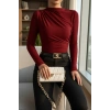Kadın Bordo Belden ve Boyundan Büzgü Detaylı Uzun Kollu Bluz