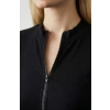 Kadın Siyah Yarım Fermuarlı ve Kısa Kollu Crop Top Bluz