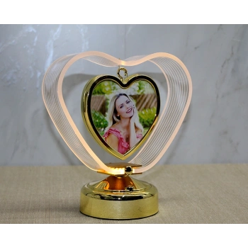 Kişiye Özel Fotoğraf Alanlı Kalpli Led Çerçeve Model 1