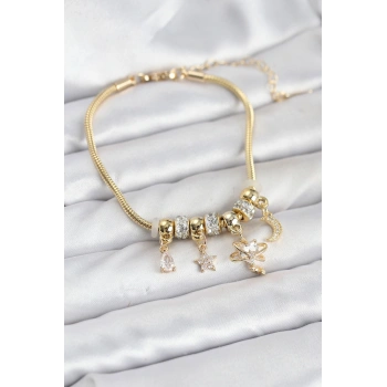 Pirinç Gold Renk Kalpli Model Charmlı Kadın Bileklik 5886