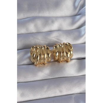 Pirinç Gold Renk Tırtıklı Bombe Model Küpe 5886